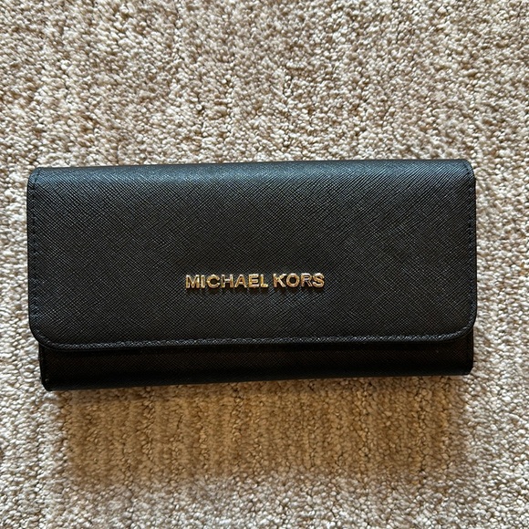 MICHAEL Michael Kors Handbags - Black tri fold Michael Kors Wallet